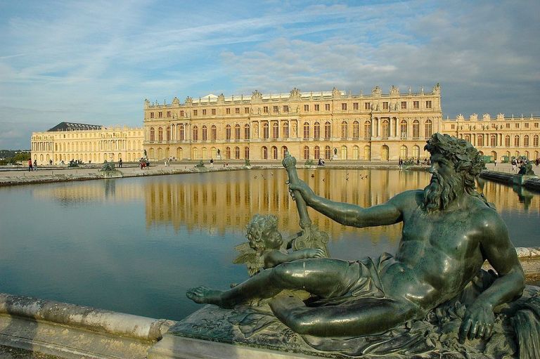 5x paláce panovníků: Nejskvostnější sídlo v Evropě vzniklo díky zpronevěře