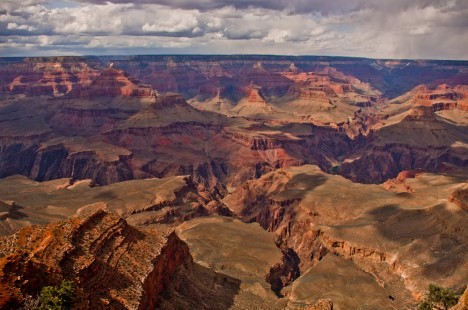 Grand Canyon je nejnavštěvovanějším přírodním divem Ameriky.