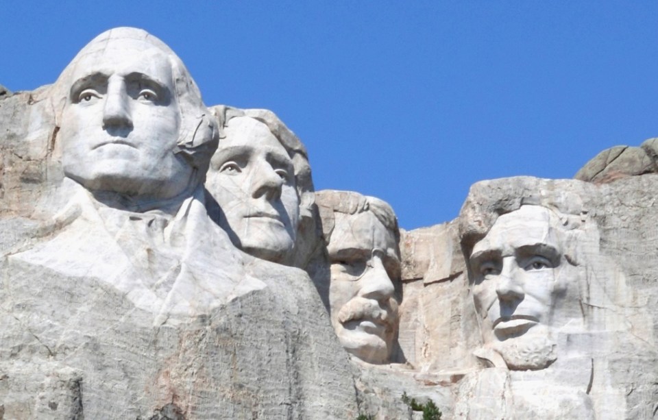 Národní památník Mount Rushmore: Čí hlava rozšíří čtveřici velikánů?
