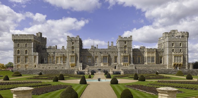 Během své bohaté historie je Windsor využíván pro královské křty, svatby a přijímání významných zahraničních návštěv.
