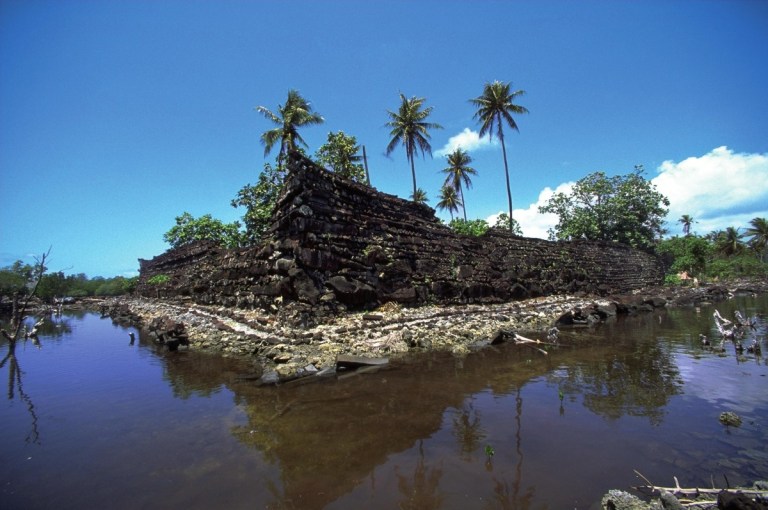Mikronésie: Starobylé ruiny uprostřed Tichého oceánu