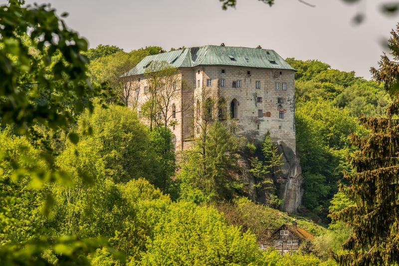 Nejtajuplnější hrad v Česku: Ukrývá Houska bránu do pekel?