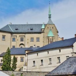 Hrad Šternberk: Hrdé sídlo neohroženého královského číšníka