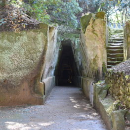 Cumae: Jeskyně, ve které působila Sibyla