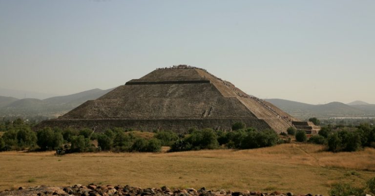 Pyramida slunce