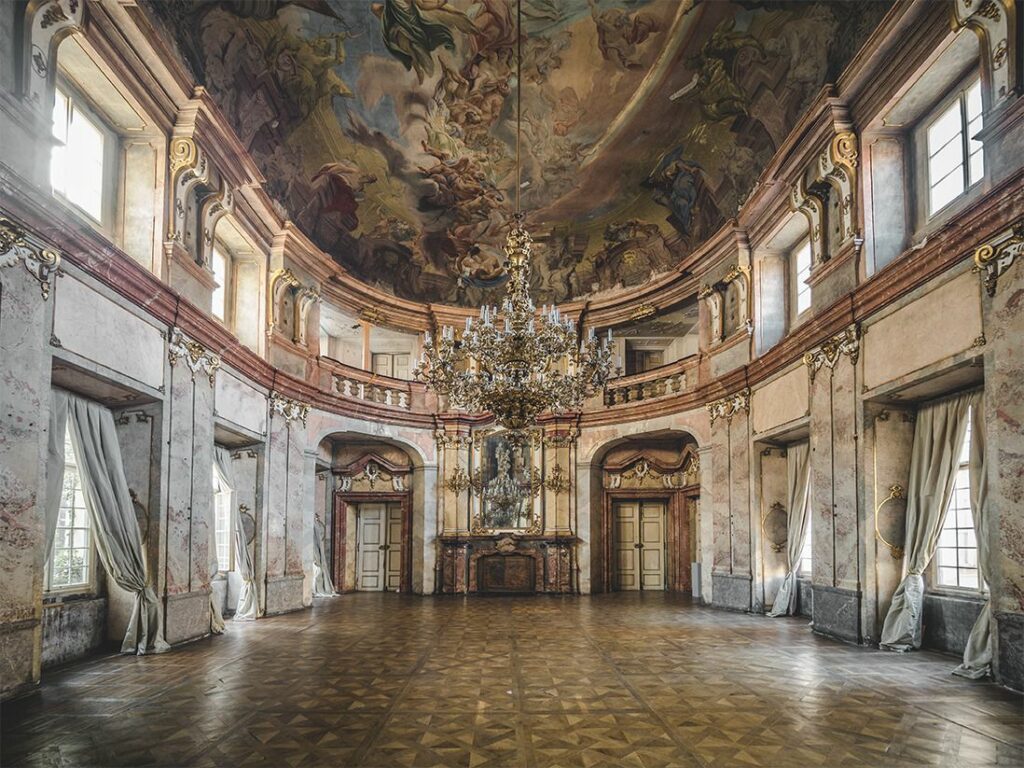Pražský Palác Colloredo-Mansfeld