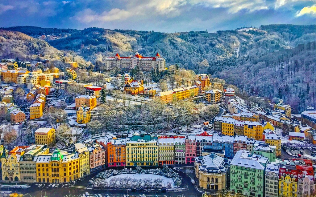 Karlovy Vary a Teplice: Lázně, které zahřejí i v zimě