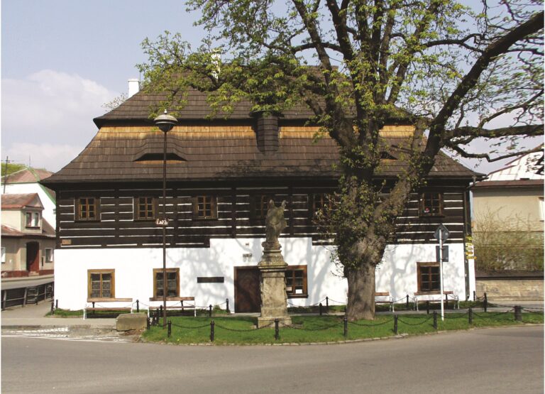 Hospitálek v Doksech přežil i velké požáry v městečku. Dnes je z něj muzeum.