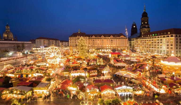 Vánoční trh Striezelmarkt v Drážďanech